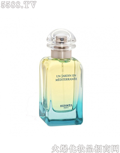 ���Ϻ�ӯ�M�����Q(m��o)�����޹�˾�����R�˵��к����@����ˮ50ml