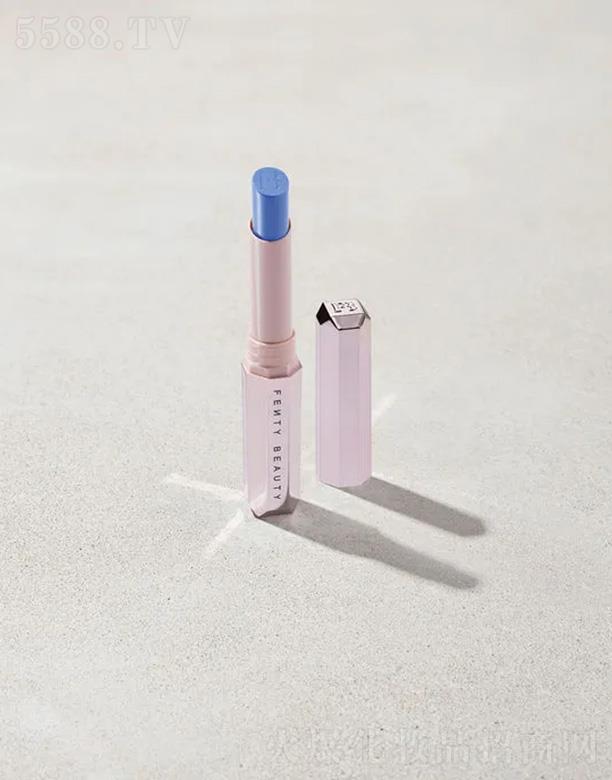 ·����܎��ˮ���yƷ(�Ϻ�)���޹�˾��Fenty Beauty�z�qС�����F�־Æ���ڼt�����^�����{(l��n)��ͿĨ�󲻕�(hu��)��ɫ