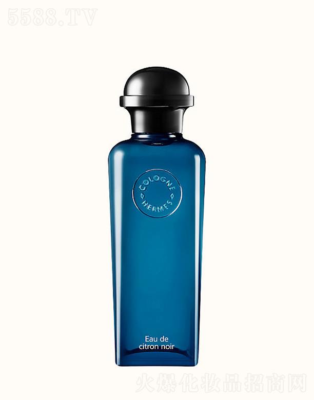 ���R�˺ڙ��ʹ���ˮ 100ml���ٝ����r�����������{(di��o)