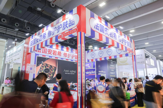 法國(guó)安若希憑硬核實(shí)力成現(xiàn)場(chǎng)焦點(diǎn)3 法國(guó)安若希憑硬核實(shí)力成現(xiàn)場(chǎng)焦點(diǎn)3